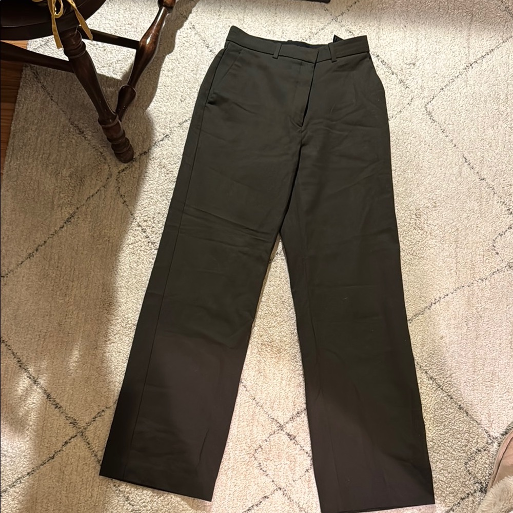 Women’s olive green trousers